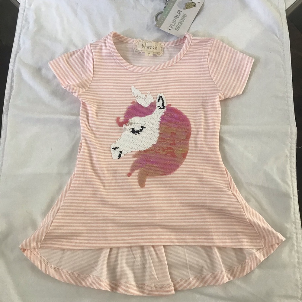 NWT Between FLIP PILF Sequni Girls Top